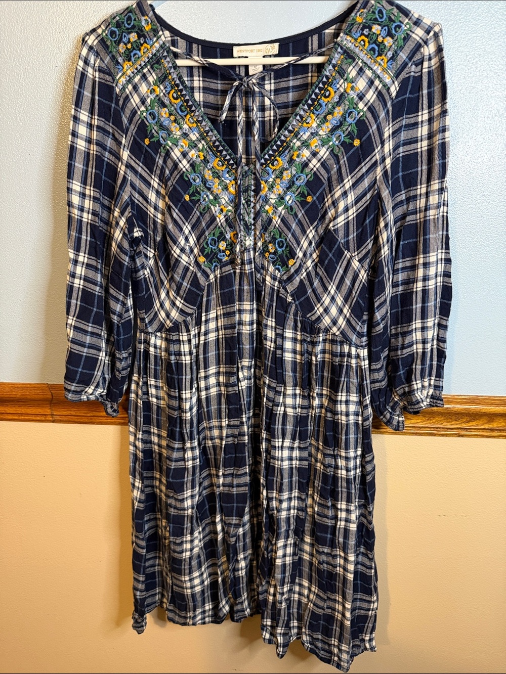 Westport 1962 Plaid Embroidered Boho Dress Medium Blue White